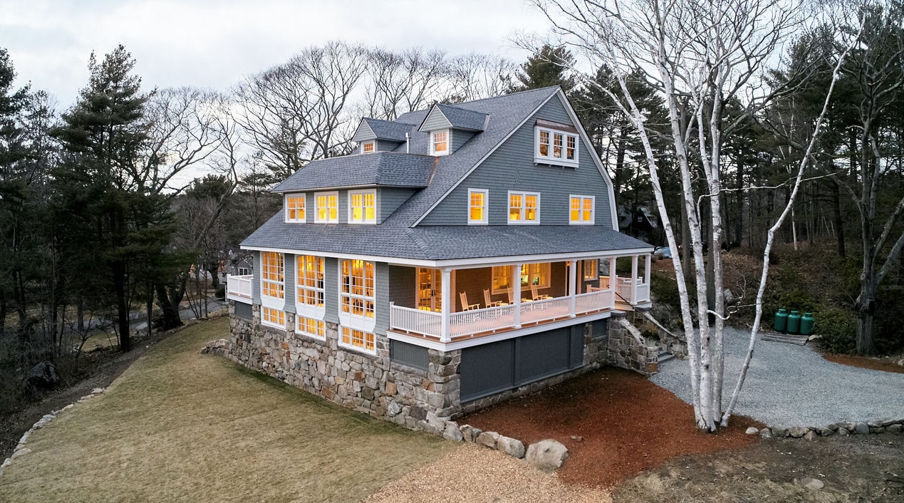 House with GAF Timberline Shingles in Oyster Gray