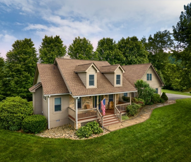 Timberline HDZ are GAF's #1 selling shingle and pass the UL 2218 impact-resistance test with a Class 3 Rating.