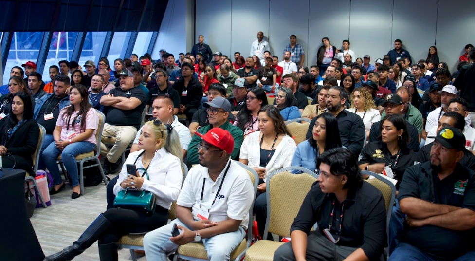 Students in a learning session at the LIR Atlanta Expo