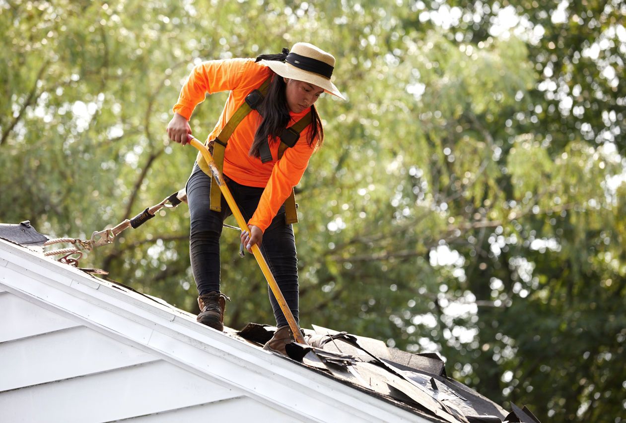 Removal tools are an important part of DIY Roofing
