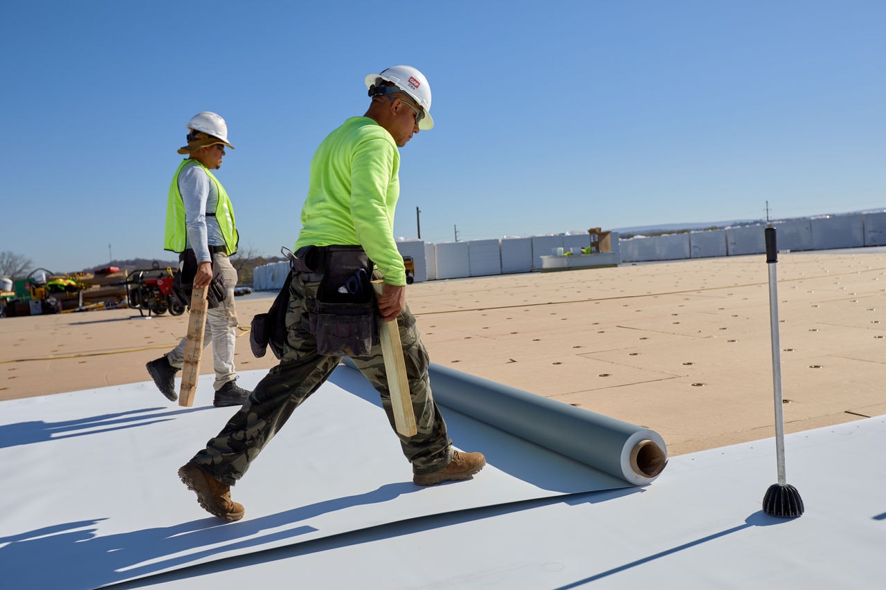 GAF Roofers installing the EverGuard TPO roofing system